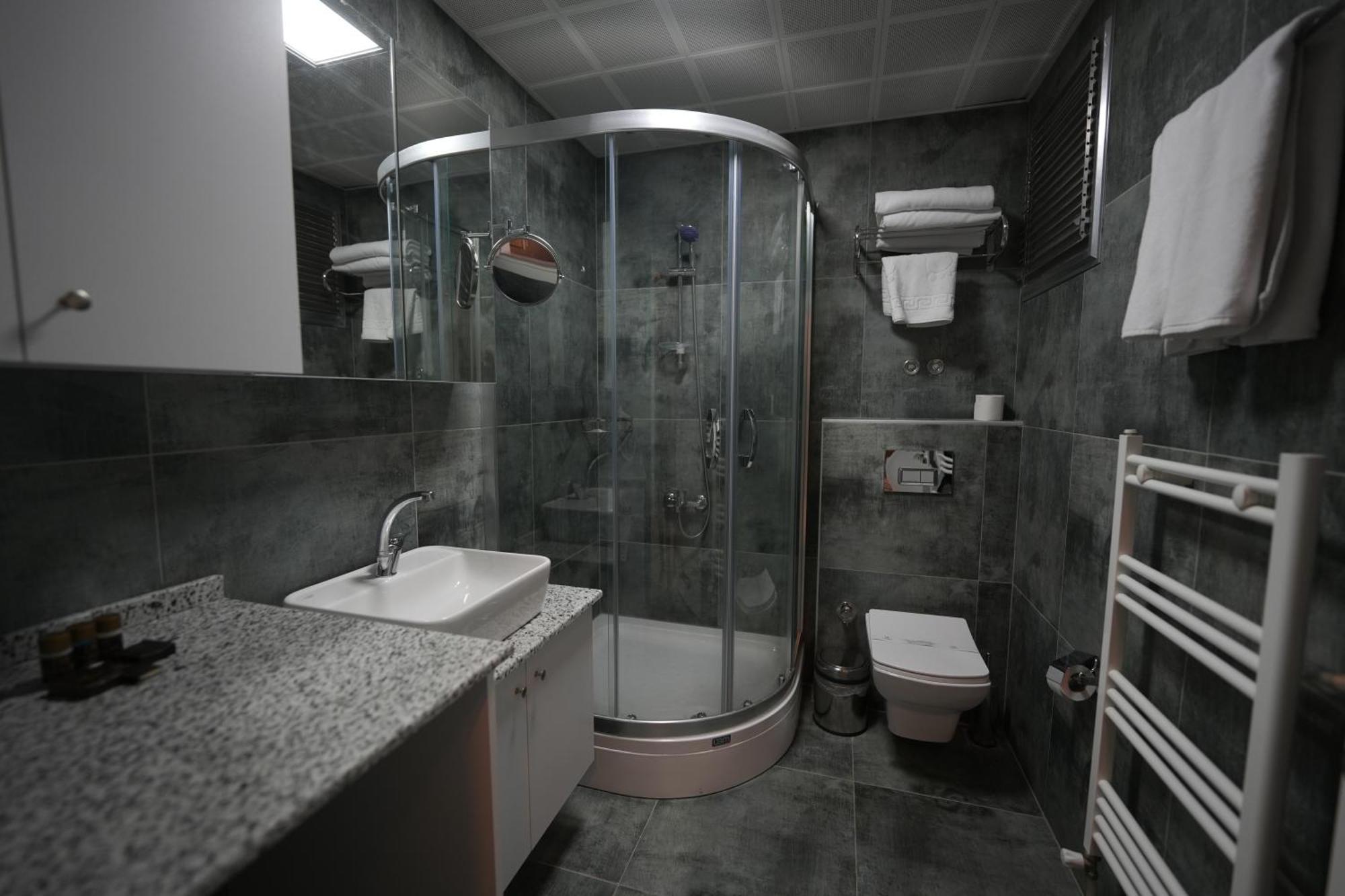 Marlen Hotel Bayrakli 伊兹密尔 外观 照片