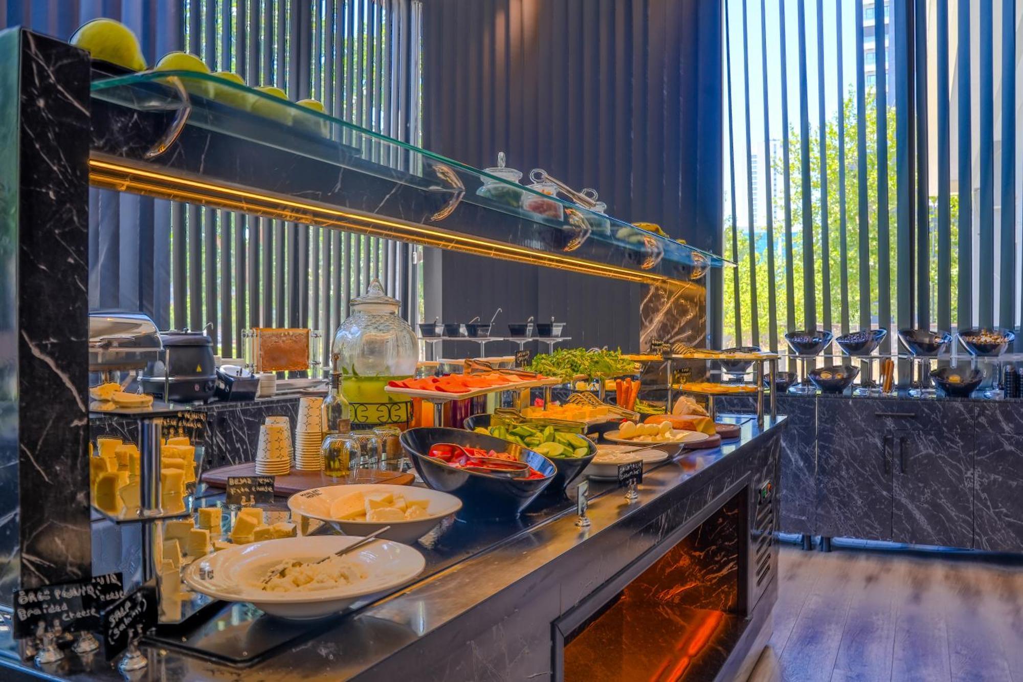 Marlen Hotel Bayrakli 伊兹密尔 外观 照片